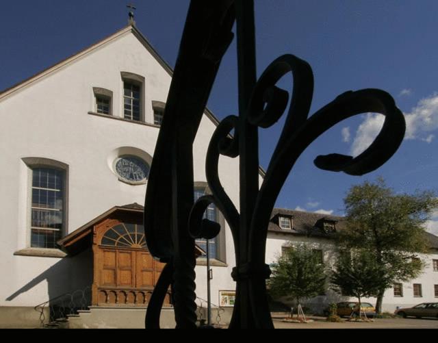 Seminar- Und Gaestehaus Im Kloster Bezau Esterno foto