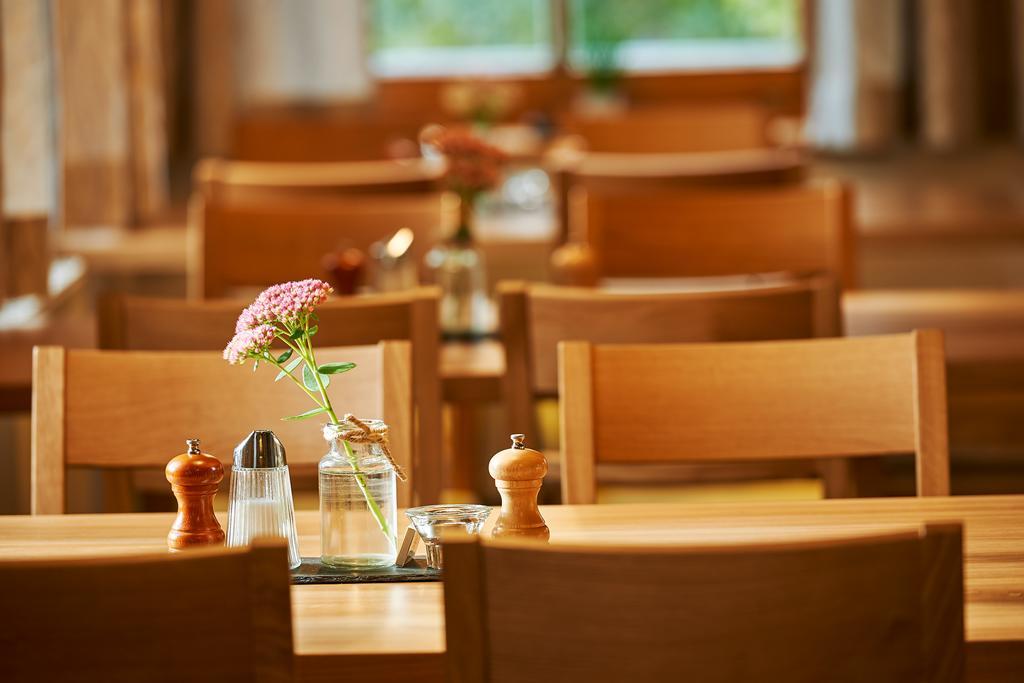Seminar- Und Gaestehaus Im Kloster Bezau Esterno foto