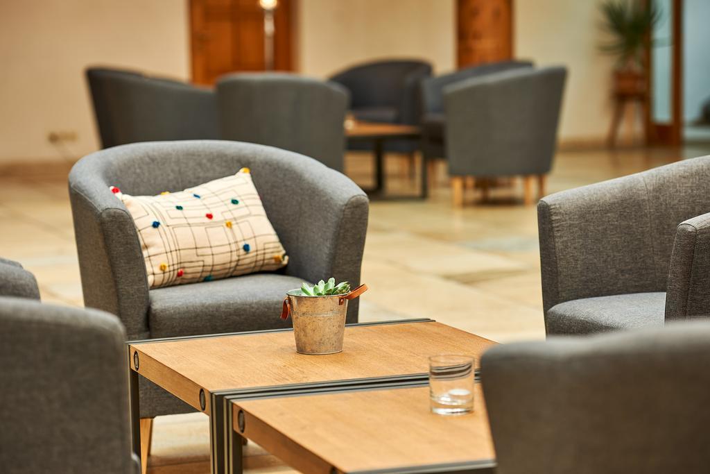 Seminar- Und Gaestehaus Im Kloster Bezau Esterno foto